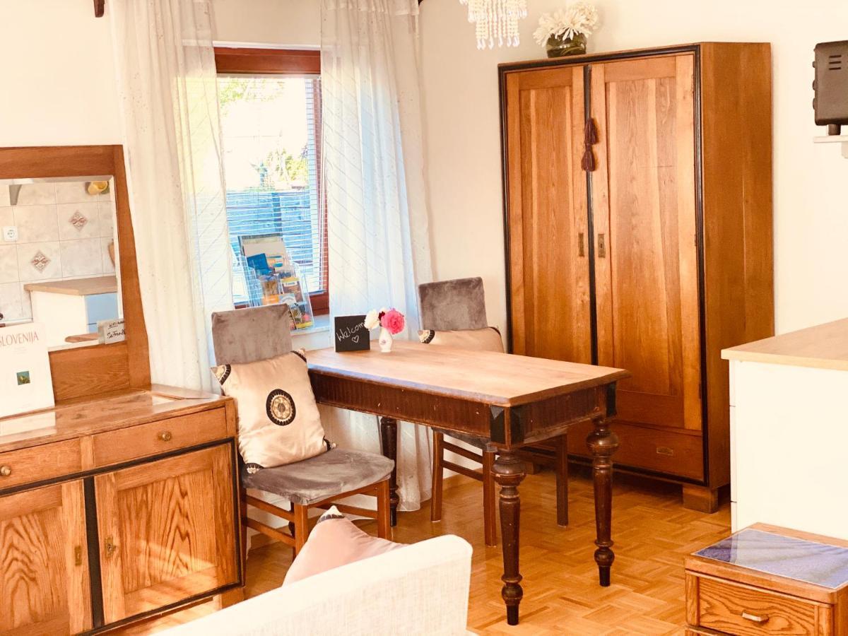Guesthouse Sabine - pr` Skminc Bohinjska Bela Eksteriør billede