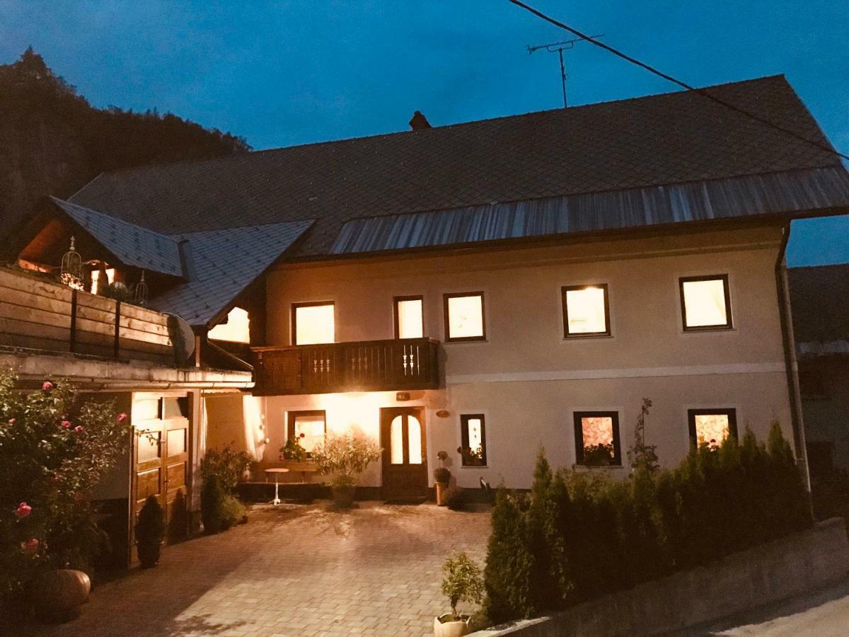 Guesthouse Sabine - pr` Skminc Bohinjska Bela Eksteriør billede